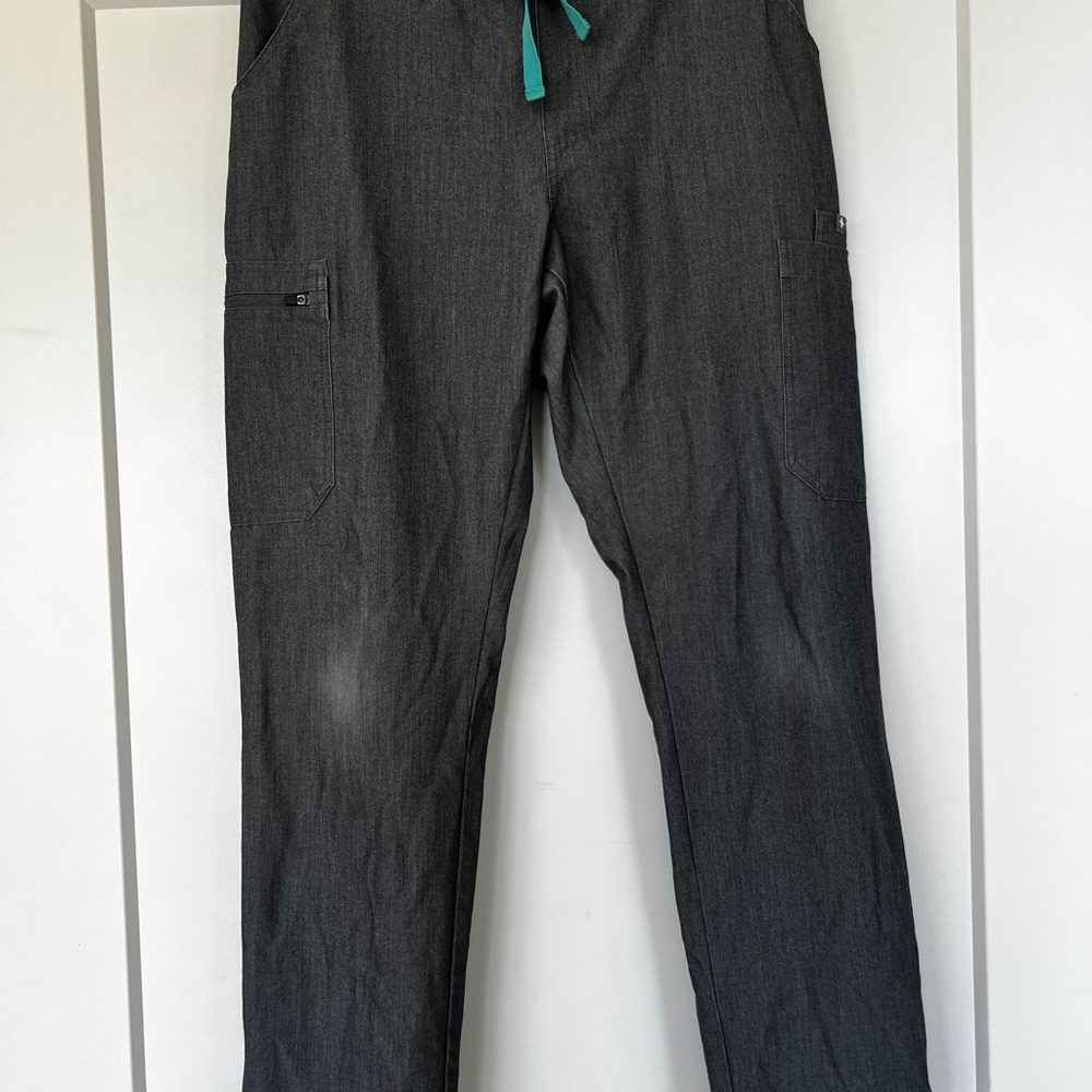Figs Graphite Scrub Pants